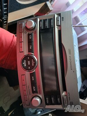 Оригинално радио Kenwood с CD чейнджър за Subaru Legacy / Outback