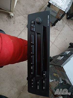 Оригинално радио BMW Business CD за BMW E90 / E91 - слаб дисплей