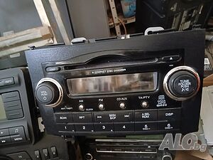 Оригинално Радио с 6-CD Чейнджър за Honda CR-V - Модел 39100-SWA-G202-M1