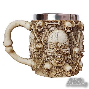 3D чаша черепи халба за бира с черепи и кости 400ml