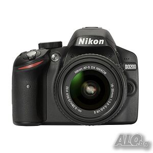 Nikon D3200 + обектив Nikon 18-55mm VR II - 24.2 MP, APS-C CMOS сензор
