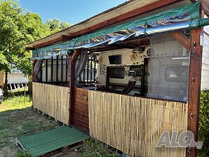 продавам каравани близнаци