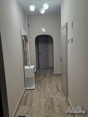 Тристаен апартамент