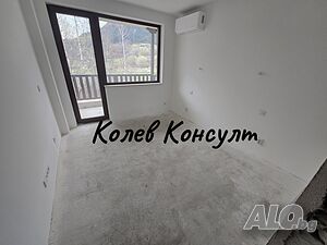 Продавам двустаен апартамент в град Смолян, местност Падалото