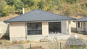 Продава къща с. Богомилово