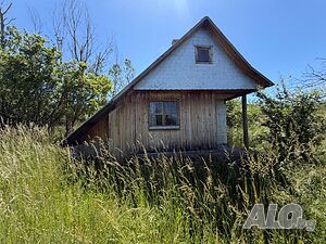 Романтична Вила с 600 кв.м. Двор във Вилната Зона на Енина и Казанлък Старите Лозя