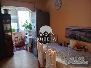Продава 4-стаен апартамент в района на кв. Погреби
