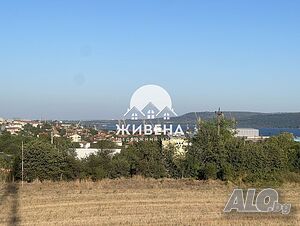 Продава промишлен парцел в с. Езерово