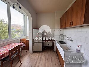 Продава обзаведен тристаен апартамент в Младост 1