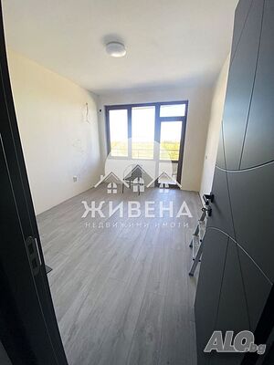 Агенция ЖИВЕНА продава двустаен апартамент в затворен комплекс Лайтхаус голф ризорт