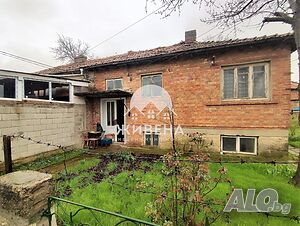 Агенция Живена продава къща в село Старо Оряхово