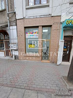 Магазин на две нива с тоалетна - ул. Шипка 13 Магазин 26 кв.м Първи етаж Тухла Готов (завършен) | Магазини, Офиси, Кабинети, Салони | Център Варна