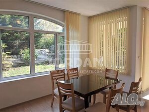 Многостаен апартамент - 3 спални - м-т Траката