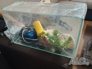 9л Аквариум чисто нов с аксесоари