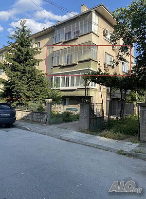 Продава се Етаж от къща в Центъра