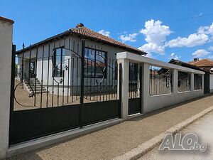 Продавам къща гр. дългопол обл. варна