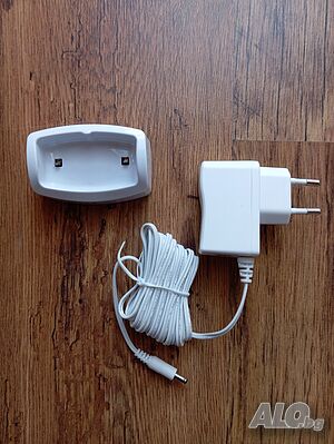 Докстанция зарядно за бебефон Philips SCD520 и SCD525