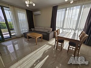 Нов луксозен