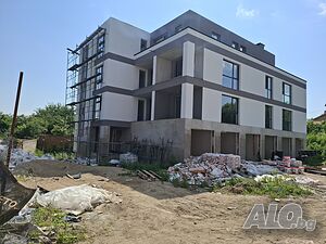 Малката бутикова жилищна сграда - АЛФА Малинова долина пред акт 15