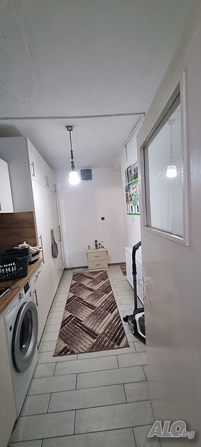 Продавам къща в кв. Гледка
