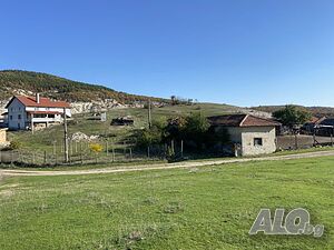 Парцел с. Бели пласт