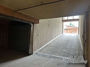Дава под наем просторен гараж до БКП