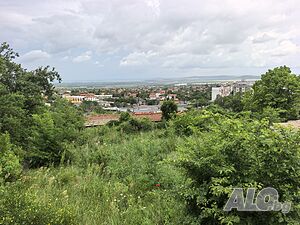 Панорамно УПИ, над Ст. дом, преди вилата на Д. Томов