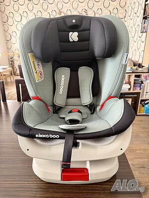 Продавам 2 броя Kikka Boo - Стол за кола 4 Strong ISOFIX