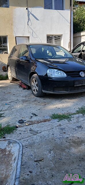 Golf 5 1.6 102 коня на части за части
