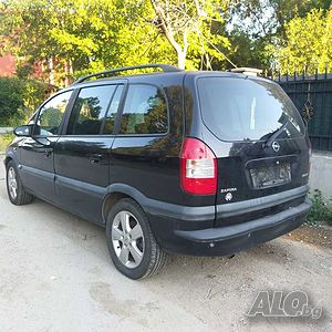 Opel Zafira 2000 кубика дизел 2005 година 16-ки гуми с джанти колата се продава само на части