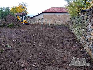 Продава се парцел в с. Крумово - ток, вода, регулация, 634кв от собственик.