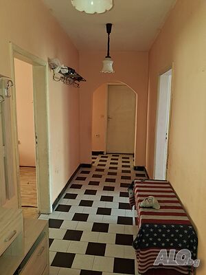 От СОБСТВЕНИК, Просторен 5-стаен апартамент с панорамна гледка в кв. Изгрев, гр. Хасково