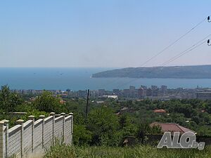 От собственик! Парцел 1300 кв.м. със стара постройка, в регулация. М-т ’Сотира’, ул. ’Мир’, 173.