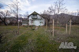 Продава вила с голям двор в м. Андреева чешма