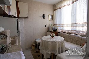 Продава едностаен апартамент в близост до ЖП Гара
