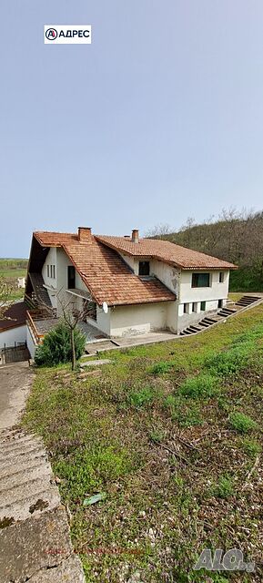 Хотел 860 кв.м Готов (завършен) Тухла