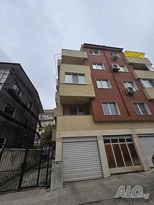 Тристаен апартамент 110 кв.м Тухла 2015 г. 5 етаж Последен етаж