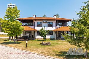 102 кв.м РЗП 600 кв.м двор