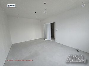 Двустаен апартамент 60 кв.м Панел 1979 г. 7 етаж Последен етаж