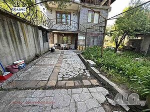 200 кв.м РЗП 870 кв.м двор