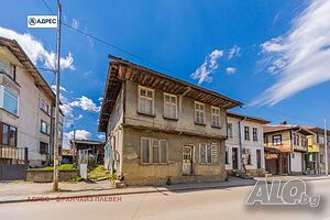 150 кв.м РЗП 304 кв.м двор