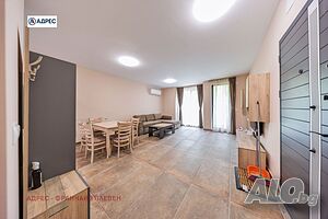 Тристаен апартамент 106 кв.м Тухла 2021 г. 2 етаж Непоследен