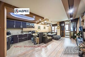 Тристаен апартамент 100 кв.м Тухла 2015 г. 1 етаж Първи жилищен