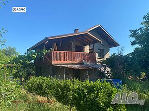 76 кв.м РЗП 1158 кв.м двор