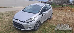 Ford Fiesta 1.2I 60к.с - код STJA 160 000KM на части
