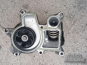 Водна помпа / Термостат BMW N47D20 f30,f31,f20,f21,e90/БМВ 316d,318d,320d,116d,118d,120d