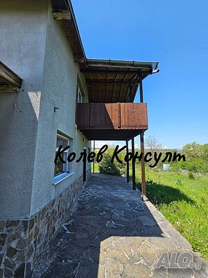 Продавам вила в град Кърджали, квартал Резбарци