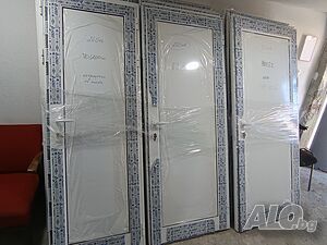 Алуминиеви врати