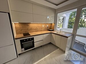 Тристаен апартамент в кв. Кършияка