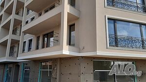 Тристаен апартамент в Смирненски